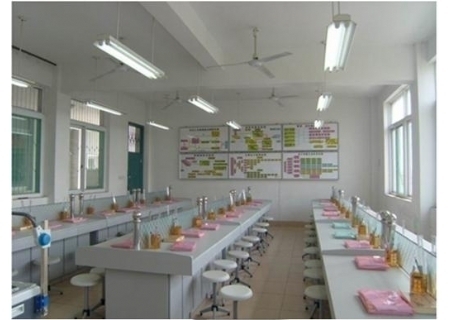 YL-6型財(cái)會模擬實(shí)驗(yàn)室設(shè)備